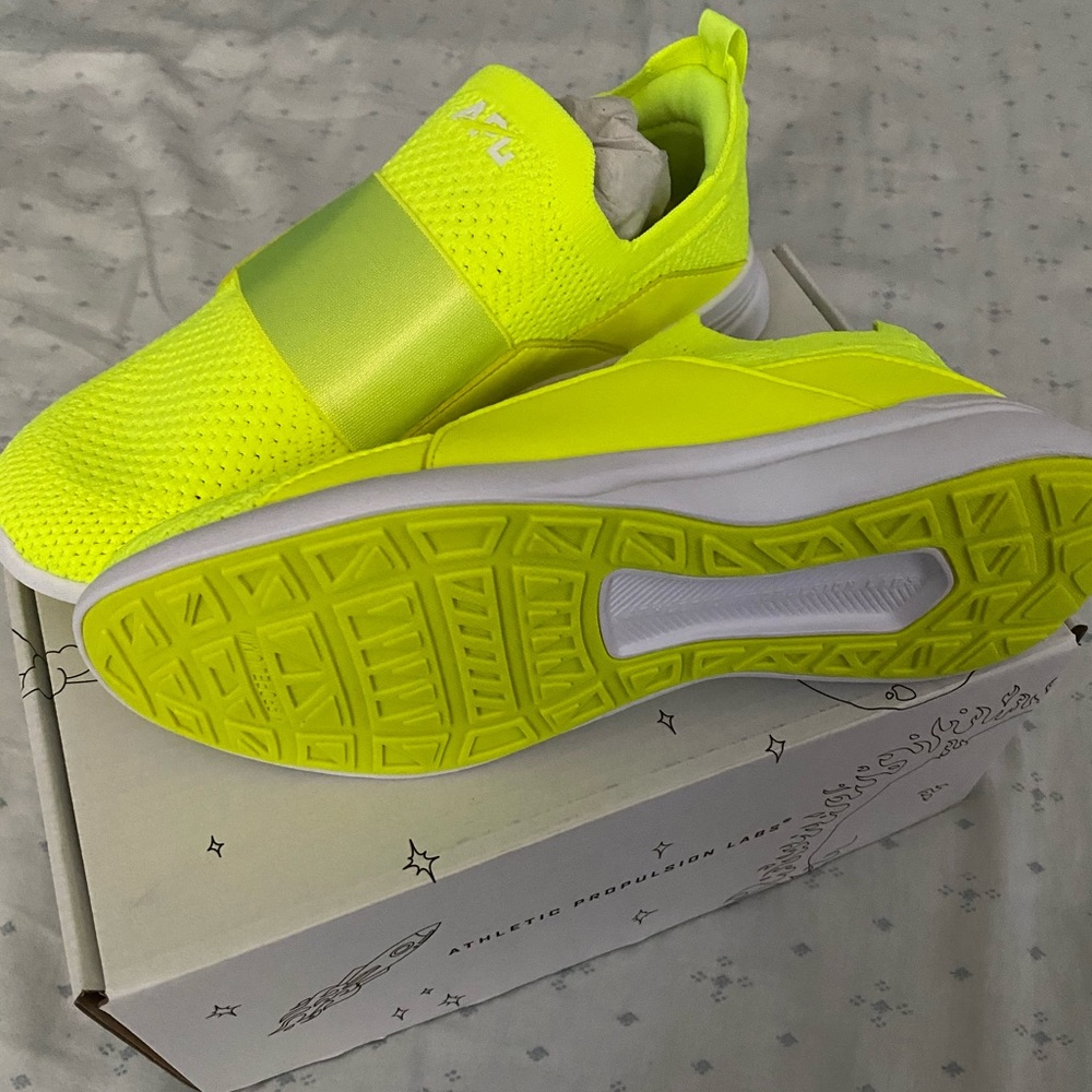 TechLoom Bliss Sneakers